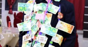 تهنئة للشاب شاهين مشهور عبد الغني ابو ريده بمناسبة الزواج